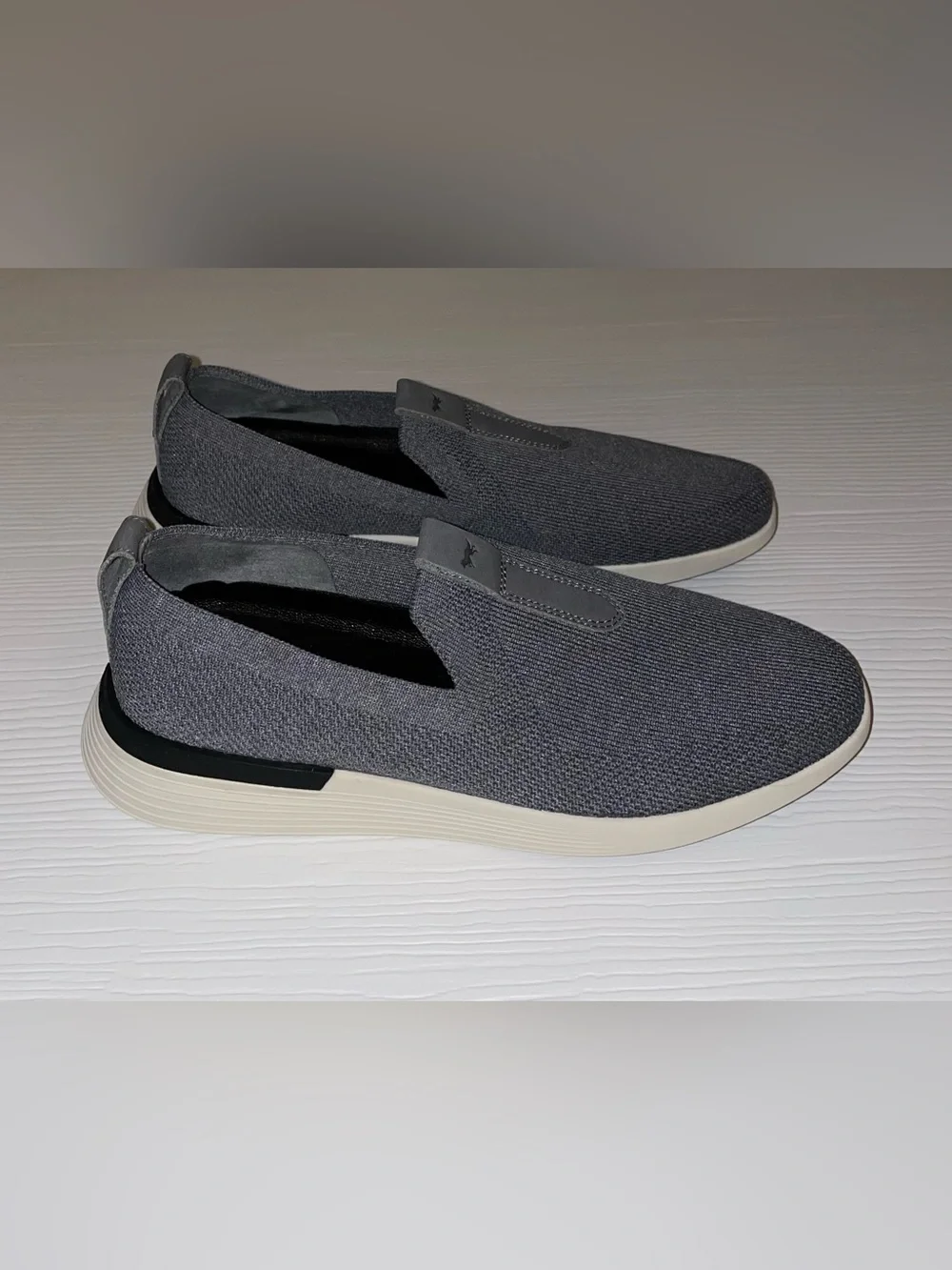 Wolf & Shepherd SwiftKnit Loafer in Gray White Unisex Mens 7 Womens 9 New No Box